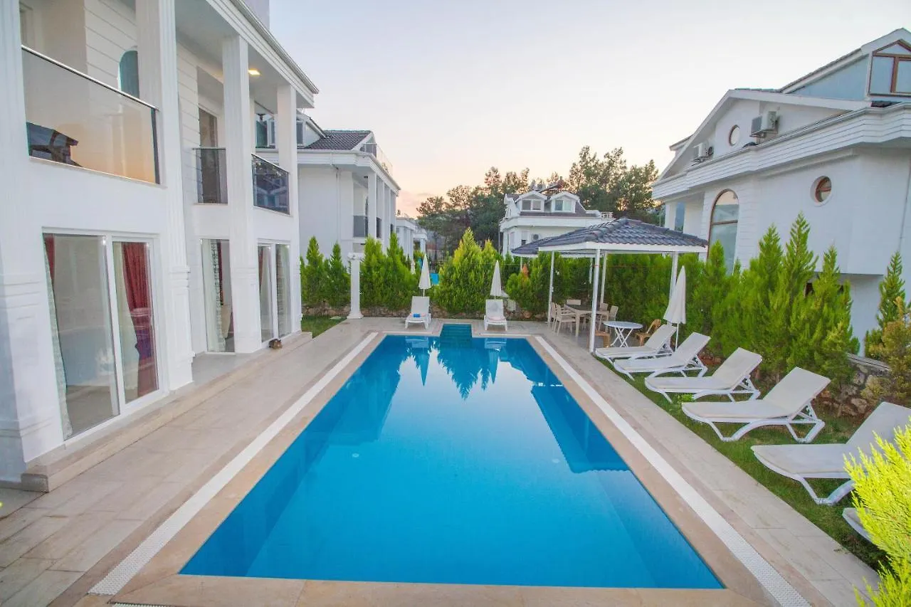 Silver Yunus Villa, Oezel Havuzlu, Fethiye Villa